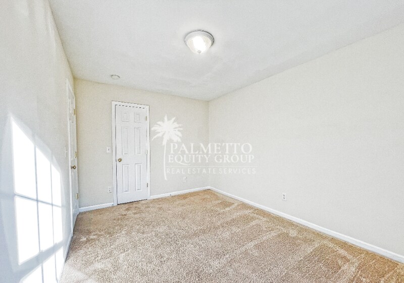 Building Photo - 4445 Baylor St