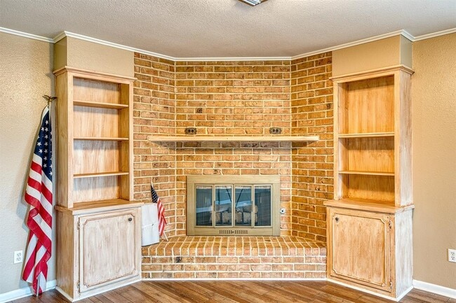 Building Photo - 4840 Arthur Ln