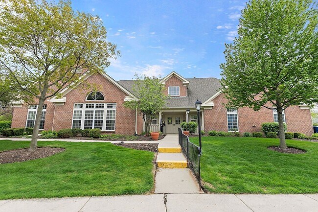 Building Photo - 2838 Meadow Ln