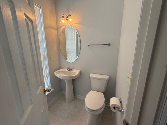 Building Photo - 509 Ruby Walk Dr