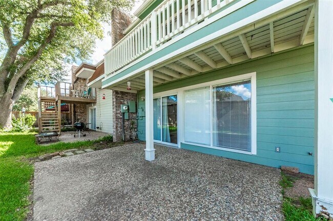 Building Photo - 5 Dorado Dr