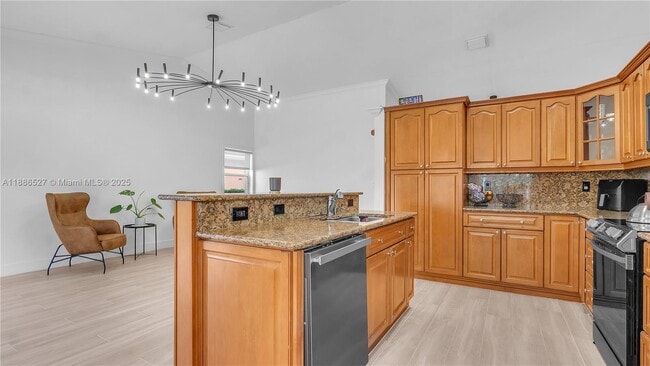 Building Photo - 622 SW 200th Terrace