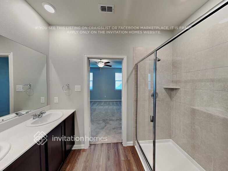 Building Photo - 14832 Grey Feather Trail