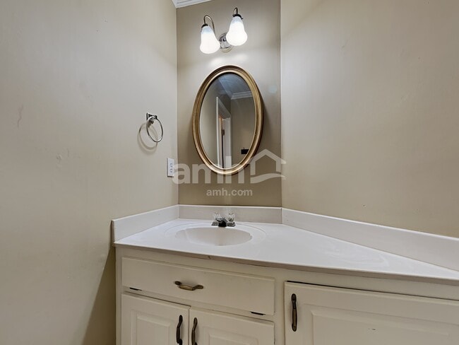 Building Photo - 7810 Wynfield Cir