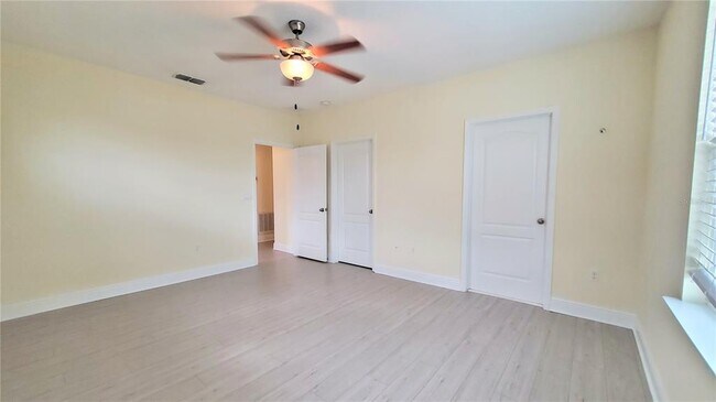Building Photo - 3118 Camino Real Dr N