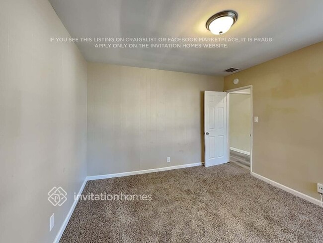Building Photo - 8032 Wynne Ave
