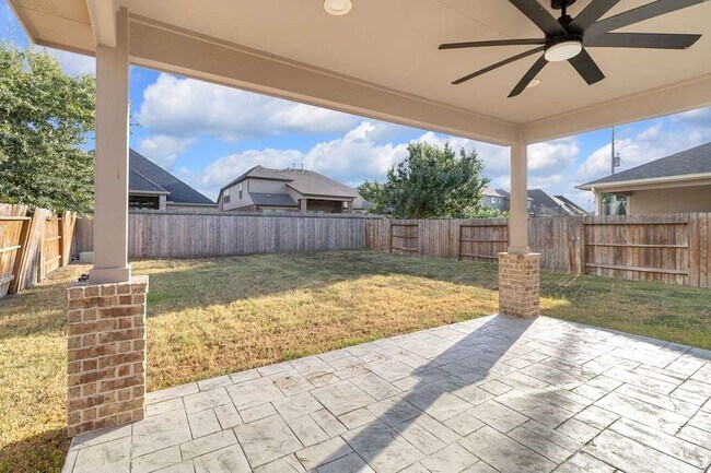 Building Photo - 19239 Midnight Glen Dr