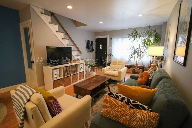 Building Photo - 928 Hoffman St