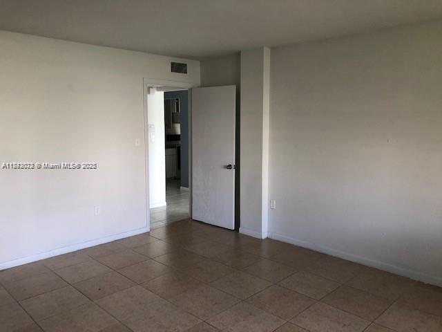 Building Photo - 6940 Miami Gardens Dr