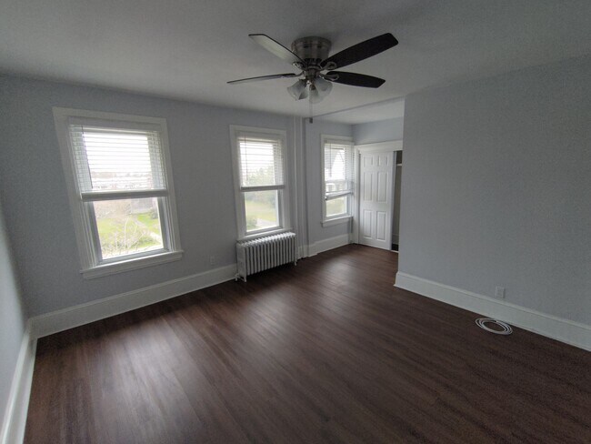 Bedroom - 2029 Walnut St