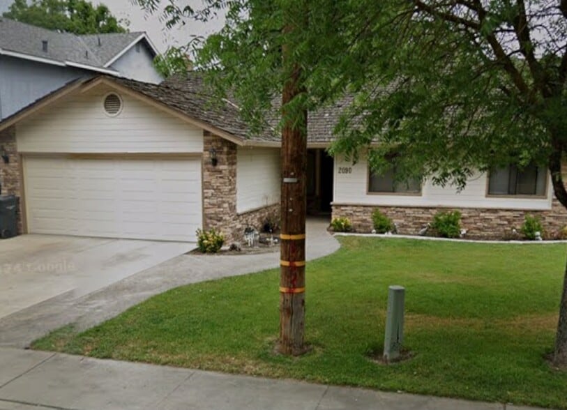 Building Photo - 2090 N Berkeley Ave