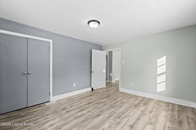 Building Photo - 1710 Pershing Ave