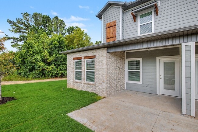 Building Photo - ***403 S. 29th Street***