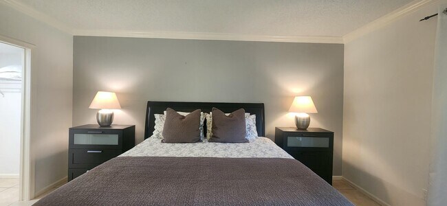 Building Photo - 11863 Wimbledon Cir