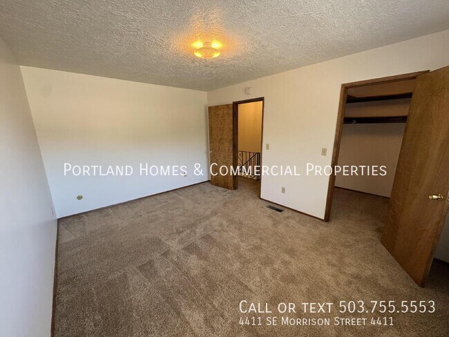 Building Photo - 4411 SE Morrison St
