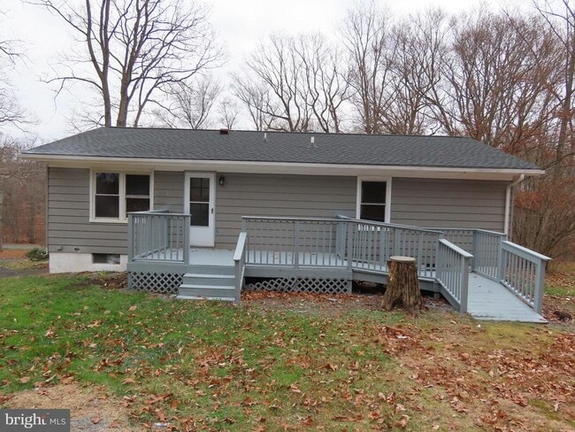 Building Photo - 563 Principio Rd