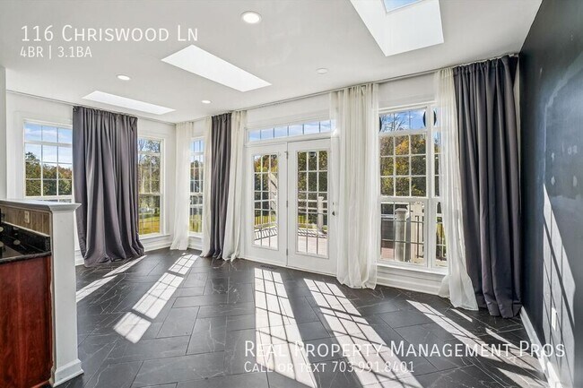 Building Photo - 116 Chriswood Ln