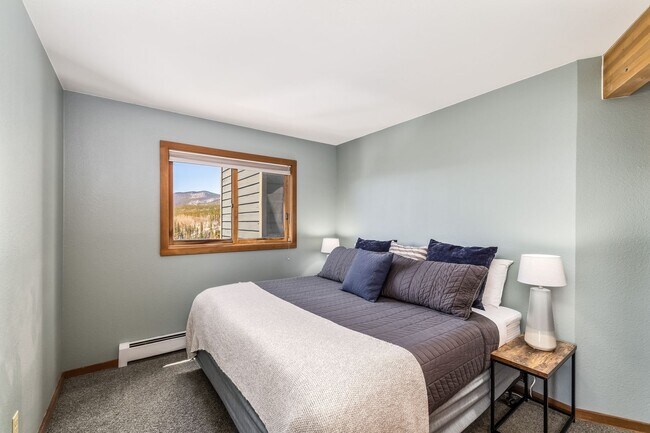 Building Photo - Long Term Rental- Snowscape Condos #50