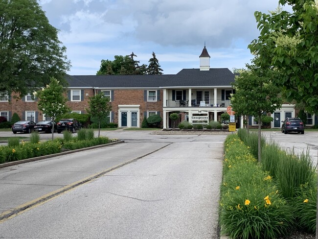Building Photo - 2121 Cottingham Dr