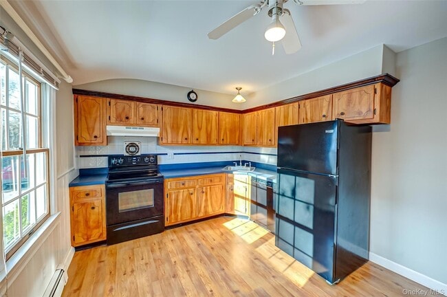 Building Photo - 13A Homeland Dr