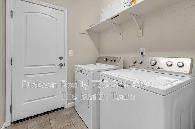 Building Photo - 7023 Cinder Village Dr