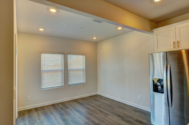 Building Photo - 5030 Poplin Vly