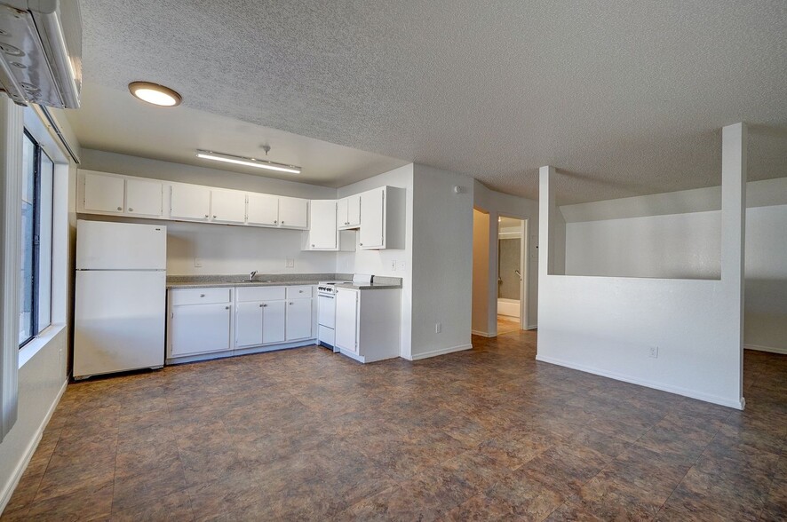 Interior Photo - Monte Vista Commons