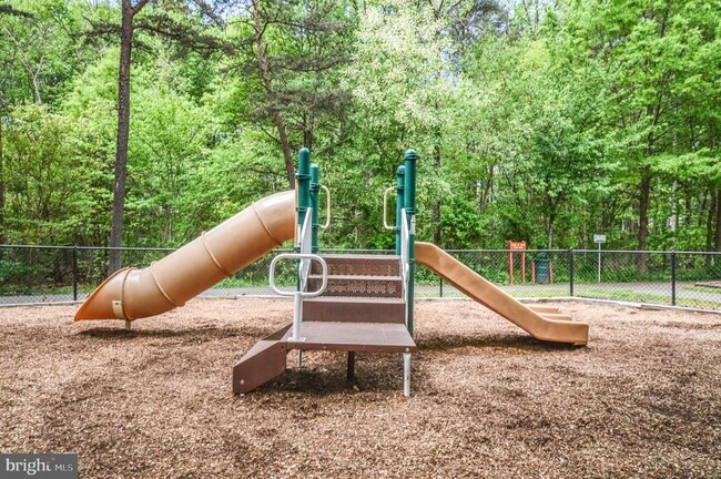 Building Photo - 6242 Levi Ct