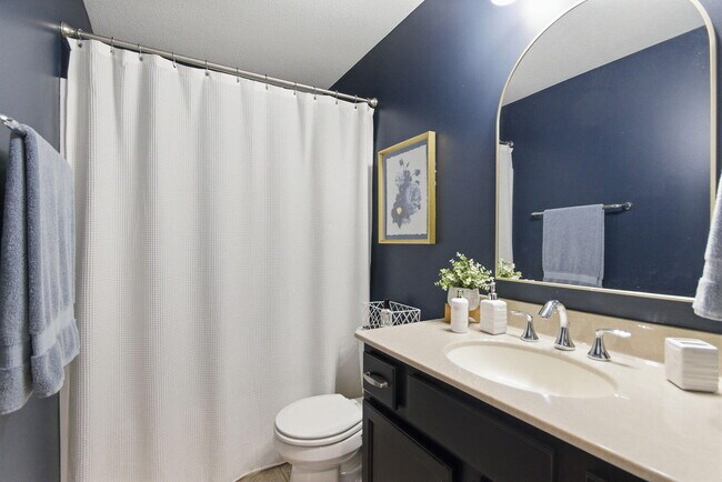 Building Photo - 3805 Flatwater Dr
