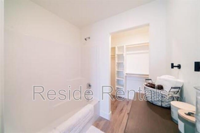 Building Photo - 254 Spring Creek Pky