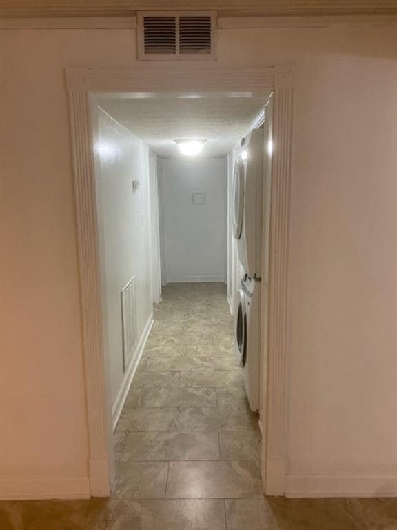 Building Photo - 115 Biscayne Dr NW