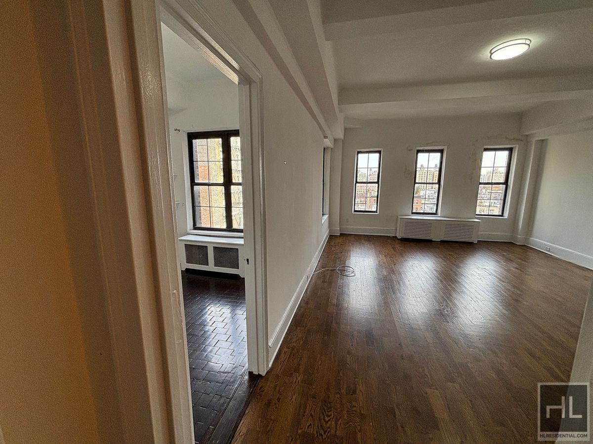 Building Photo - WEST 73 STREET