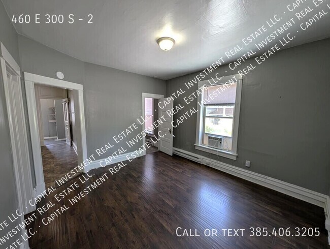 Building Photo - 460 E 300 S