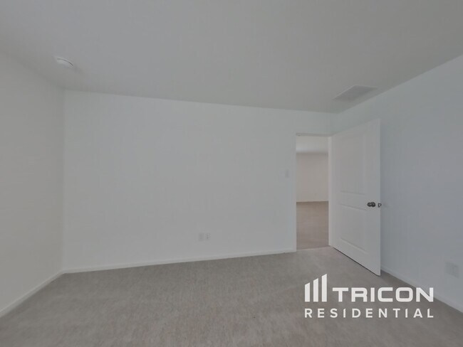 Building Photo - 3072 Dawn Sound Dr