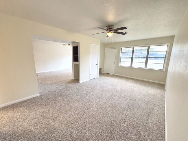 Building Photo - 3012 Gary Ave