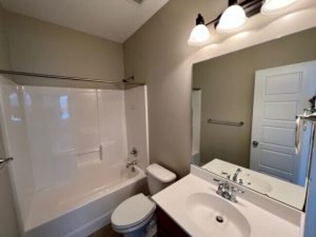 Building Photo - Carolina Park