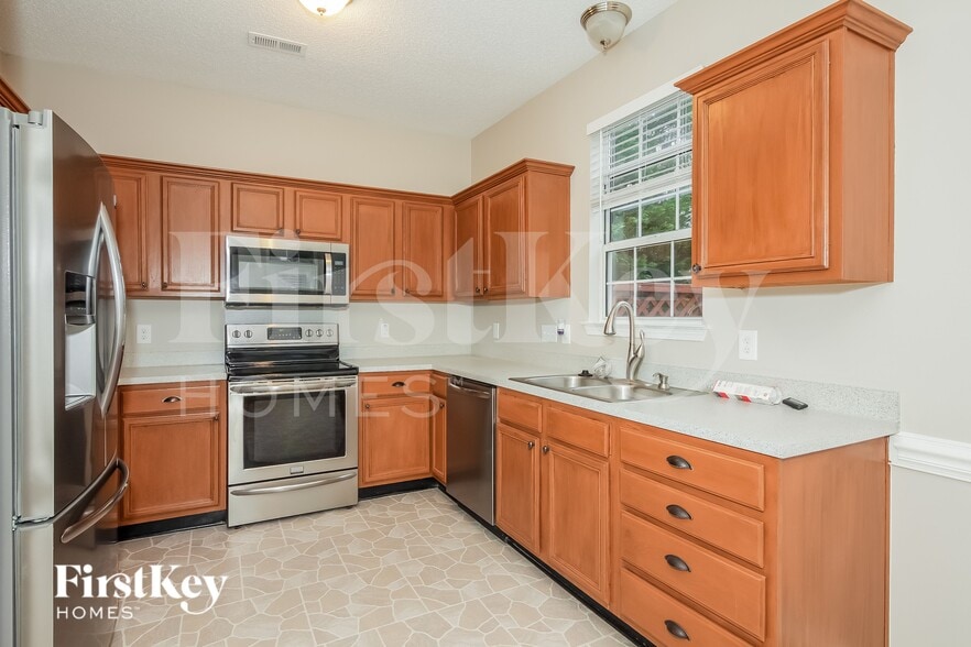 Building Photo - 1822 Sugar Hollow Dr