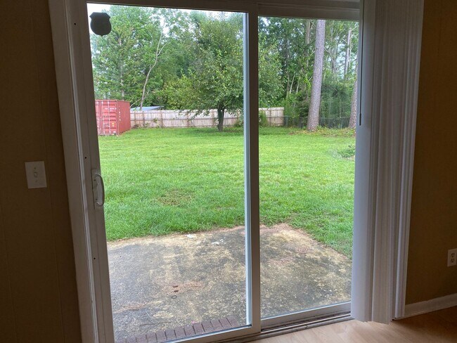 Building Photo - COMING SOON! 4Br, 2.5 baths, large kitchen, large bedrooms, fence, storage and more! N. College R...