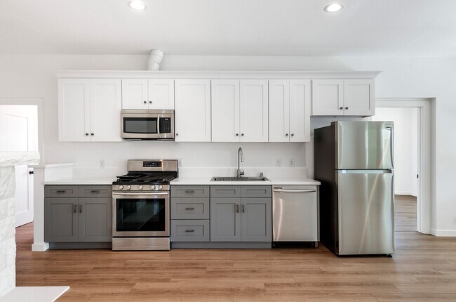 Building Photo - 3bed2bath Apartment Located Near USC