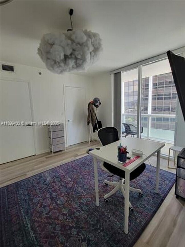 Building Photo - 50 Biscayne Blvd