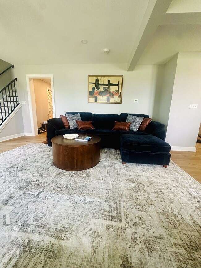 Building Photo - Furnished 3-Bedroom Single-Family Home in West Falls