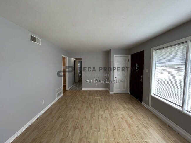 Building Photo - 1175 Gahan Dr