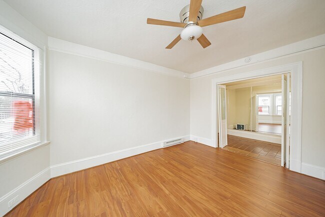Building Photo - 4056 Piedmont Ave