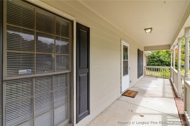 Building Photo - 6924 Woodmark Dr