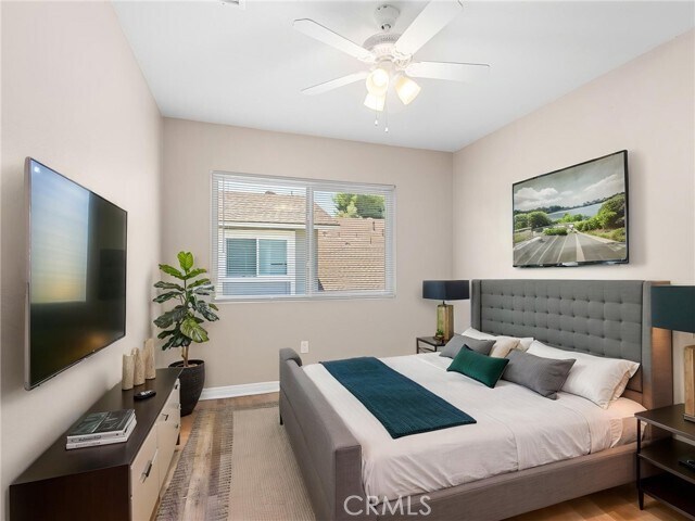 Building Photo - 1726 Oak Knoll Dr