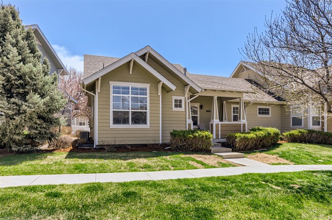 Primary Photo - Beautiful townhome in Cottages of Berthoud...