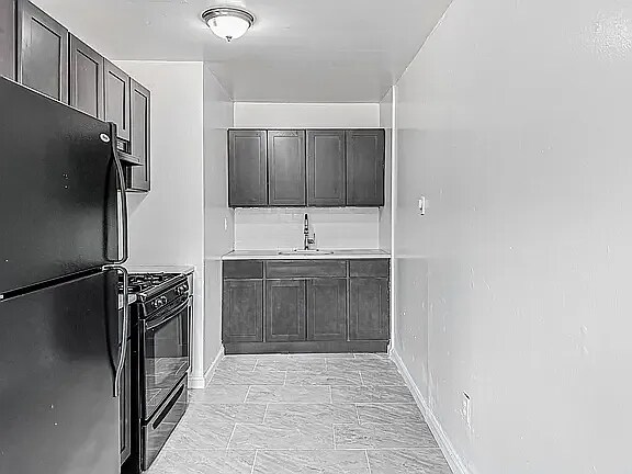 Building Photo - 6201 N 15th St