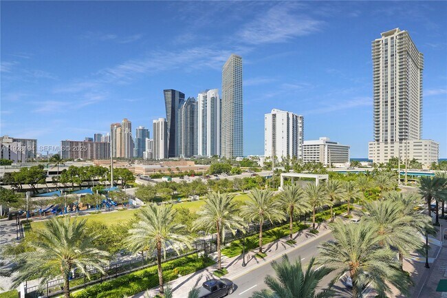 Building Photo - 250 Sunny Isles Blvd