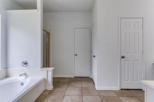 Building Photo - 3109 Emory Dr