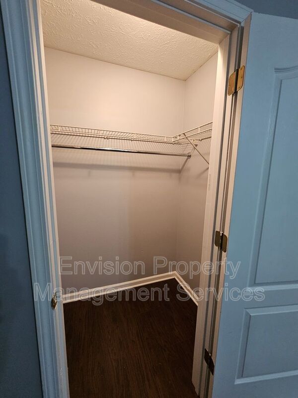 Building Photo - 1243 Blairs Pointe Dr SW
